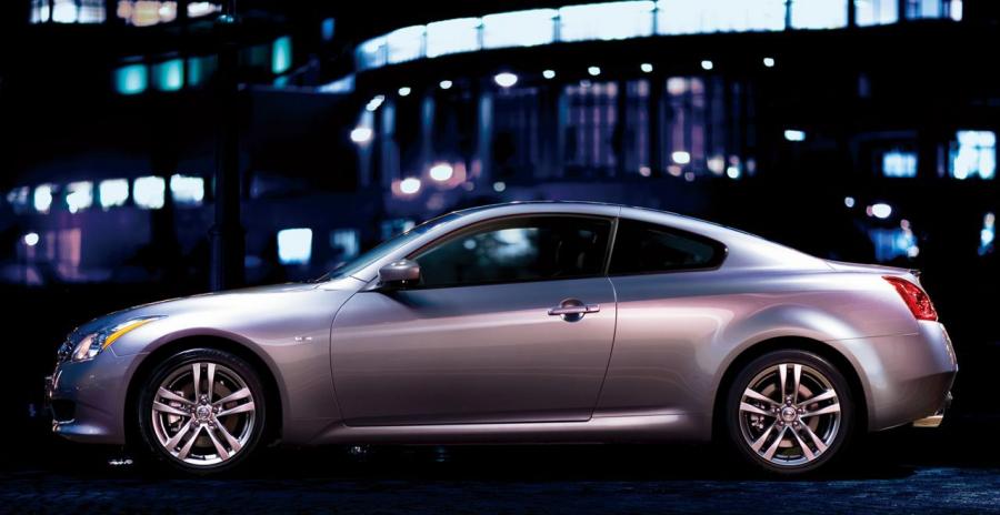  Nissan Skyline Coupe 2008 года  (фото 52 из 66)